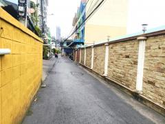 ขายที่ดินพร้อมบ้าน 93 ตร.ว. ซอยตากสิน 18 ทำเลทอง ใกล้เดอะมอลล์ ท่าพระ ทำเลศักยภาพใจกลางย่านธนบุรี-202509251705551758794755689.jpg