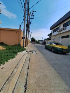 ให้เช่าที่ดินเปล่า (ถมแล้ว) เนื้อที่ 405 ตารางวา แขวงดอกไม เขตพระโขนง กรุงเทพ-202509260938491758854329894.jpg