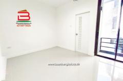 ทาวน์โฮม ซอยราชวิถี 21 (ซ.วัดภคินีนาถ) เนื้อที่ 17 ตรว. ถนนราชวิถี เขตบางพลัด กรุงเทพมหานคร-202509261120011758860401443.jpg