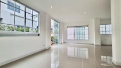 ขาย บ้านเดี่ยว 4 นอน มบ.ชวนชื่น วัชรพล รามอิทรา 65 ใกล้รถไฟฟ้า รามอินทรา ก.ม. 6-202509261220091758864009663.jpg