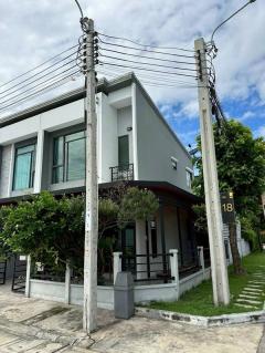 บ้านหัวมุม วิวสวน ให้เช่า โครงการ Pleno สุขสวัสดิ์-ประชาอุทิศ 60 เฟอร์นิเจอร์ครบ เข้าอยู่ได้ทันที โทร 085-144-0184-202509261408021758870482796.jpg