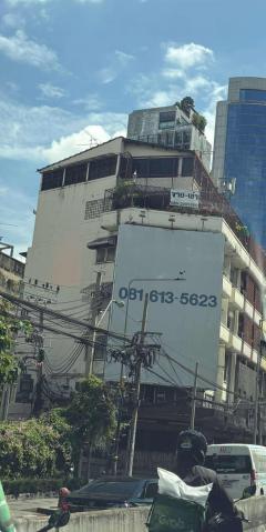 ขาย/เช่า อาคารพาณิชย์6ชั้น 2คูหา 33.5 ตรว หลังมุม ติดถนนใหญ่สาทรเหนือ ถนนจรัสเวียง เหมาะทำโฮลเทล/โฮมออฟฟิต
