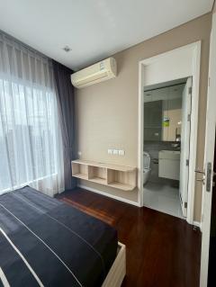 ให้เช่าราคาถูก คอนโดใหม่ The Saint Residences 2-Bed ชั้นสูง ห้องสวย ระเบียงตะวันออก