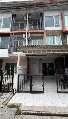 ขาย ทาวน์โฮม เดอะทรัสต์ซิตี้ งามวงศ์วาน 170 ตรม 29 ตรว สวย พร้อมอยู่ เดินทางสะดวก