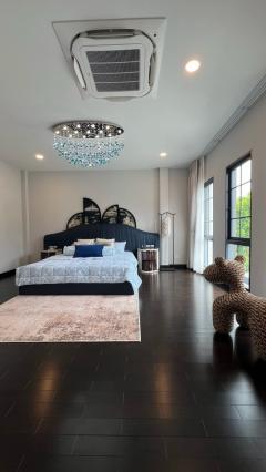 NTG144 ให้เช่า เดอะ ซิตี้ บางนา 2 วิลล่าหรู ย่านบางนา  เฟอร์นิเจอร์อิตาลีระดับพรีเมียม พร้อมแกรนด์เปียโนและโคมระย้าคริสตัลสุดหรู-202509271302411758952961136.jpg