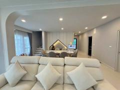 NTG152 ให้เช่า Centro บางนา 9 ใกล้ Mega Bangna เฟอร์ครบ หิ้วกระเป๋าพร้อมเข้าอยู่ได้เลย-202509291712521759140772995.jpg