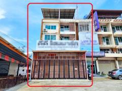 2คูหา 6นอน ให้เช่า อาคารพาณิชย์ 3.5 ชั้น  ม.เทคโนโลยีมหานคร 700ม. รพ.หนองจอก 38ตร.ว. 470ตร.ม.  4น้ำ ติดถนนใหญ่  ตลาดหนองจอก 1.2 กม. 