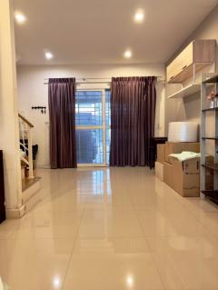 ขาย ทาวน์โฮม M1383 วิลเลต ไลท์ พัฒนาการ 110 ตรม 27.8 ตรว-202509300957531759201073161.jpg