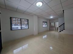 ขายด่วนทาวน์เฮ้าส์ 2 ชั้น บ้านหลังมุม หมู่บ้านชายคลอง ซอยคิงคองบางบ่อ พร้อมอยู่ (N.1876)-202509301134001759206840275.jpg