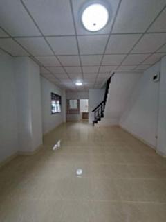 ขายด่วนทาวน์เฮ้าส์ 2 ชั้น บ้านหลังมุม หมู่บ้านชายคลอง ซอยคิงคองบางบ่อ พร้อมอยู่ (N.1876)-202509301134001759206840733.jpg