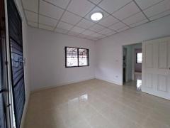 ขายด่วนทาวน์เฮ้าส์ 2 ชั้น บ้านหลังมุม หมู่บ้านชายคลอง ซอยคิงคองบางบ่อ พร้อมอยู่ (N.1876)-202509301134051759206845306.jpg