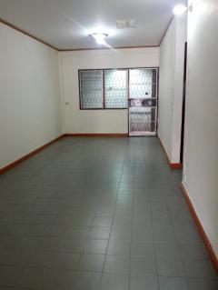 ขายทาวน์เฮ้าส์ ชั้นเดียว หมู่บ้านชมเดือน 3 อ่อนนุช 59/1 ใกล้ BTS ศรีนุช (N.1878)