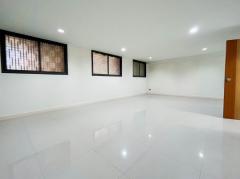 ขาย อาคารพาณิชย์ ไชน่าทาวน์ ศาลายา 50 ตรว. 4 ชั้น ติดถนนบรมราชชนนี ใกล้ เซ็นทรัลศาลายา-202509301941531759236113048.jpg