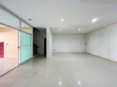 ขาย อาคารพาณิชย์ ไชน่าทาวน์ ศาลายา 50 ตรว. 4 ชั้น ติดถนนบรมราชชนนี ใกล้ เซ็นทรัลศาลายา-202509301941541759236114077.jpg