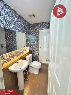 ขายทาวน์เฮ้าส์ หมู่บ้านนลินแกรนด์อเวนิว วงแหวน-พระราม 9 (Nalin Grand Avenue) กรุงเทพมหานคร-202510011603101759309390105.jpg