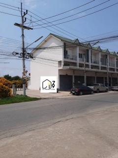 ให้เช่าอาคารพาณิชย์ติดถนน ใกล้พันร.7 ตะพง ระยอง มีเฟอร์นิเจอร์ 