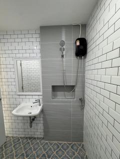 NTG162 ให้เช่า ทาวน์โฮม2ชั้น หมู่บ้านอยู่เจริญ แอร์เฟอร์นิเจอร์ครบ พร้อมเข้าอยู่ เดินทางสะดวกใกล้MRTห้วยขวาง-รัชดา-สุทธิสาร-202510012038271759325907636.jpg