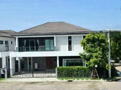 ให้เช่าบ้านเดี่ยว CENTRO วิภาวดี | หลังใหญ่สุดในโครงการ | 274 ตร.ม. 63 ตร.ว | 4 ห้องนอน 5 ห้องน้ำ | บ้านหลังมุม