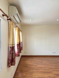 NTG165 ให้เช่า The Exclusive ซอยนวลจันทร์ 56 มีเฟอร์ เลี้ยงสัตว์ได้ เดินทางสะดวก-202510012222371759332157876.jpg