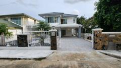 ขายบ้านเดี่ยวรีโนเวทใหม่-สวยหรู-พร