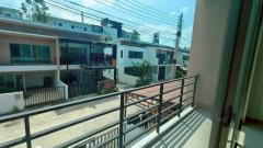 ขายทาวน์เฮาส์ 2 ชั้น โครงการเรเนซองซ์  บางละมุง ใกล้ถนนสุขุมวิทเพียง 60 เมตร คุณโอ๋ 098-097-8715-202510021532211759393941155.jpg