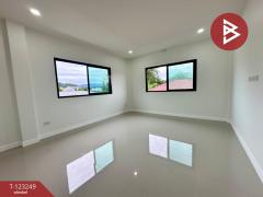 ขายทาวน์เฮ้าส์หลังมุม เนื้อที่ 31.5 ตร.วา หนองไม้แดง ชลบุรี-202510021728571759400937102.jpg