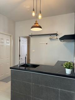 NTG177 ให้เช่า บ้านเดี่ยว บ้านพร้อมพัฒน์ พระราม 9-วงแหวน เฟอร์ครบ ใกล้ กรุงเทพกรีฑาตัดใหม่ บ้านตกแต่งใหม่ทั้งหลัง-202510022219271759418367636.jpg