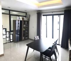 ขายบ้านเดี่ยว 3 ชั้น 50 ตร.ว.ราคา 13.5 ลบ. พร้อมเข้าอยู่ ถ.สุขเกษม ไกล้ ม.หอการค้า และ  MRT ห้วยขวาง (เจ้าของขายเอง)-202510031346371759473997129.jpg