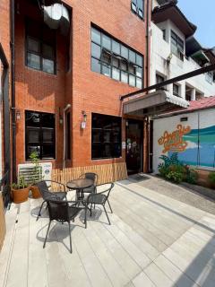 ขายอาคารพาณิชย์ 3.5 ชั้น ศรีวราทาวน์อินทาวน์ ใกล้ MRT ลาดพร้าว (N.1882)