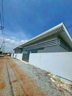 หนองจอก ใหม่ รร.วัดบึงทองหลาง 1.1 กม. ซีเจ เอื้ออาทรสันติสุข 450 ม.ให้เช่าโกดัง 260 ตร.ม.66 ตร.วา.ไฟฟ้า 3 เฟส บิ๊กซี หนองจอก 2.8 กม.