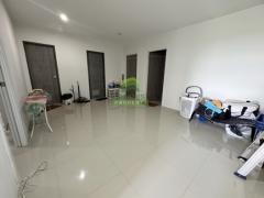 อาคารพาณิชย์ 2 คูหา โบ๊เบ๊มาร์เก็ต โคราช เนื้อที่ 36 ตร.ว ทำเลทองกลางการค้าใหญ่ เหมาะลงทุนต่อยอดธุรกิจ-202510041516591759565819758.jpg