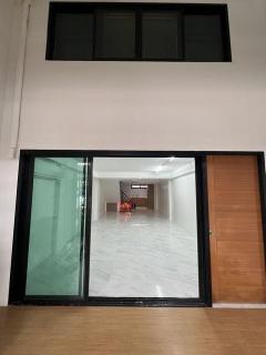 ให้เช่าอาคาร 5 ชั้น เนื้อที่ 17 ตร.ว. ถนนพระรามที่ 4 ซอยภูมิจิตร ใกล้ BTS พระโขนง