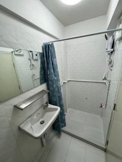 เช่า พื้้นที่ ชั้น 1 และชั้นลอย อาคารพาณิชย์ รีโนเวทใหม่ ใกล้มหาวิทยาลัยหอการค้าไทย ทำเลดี-202510051424581759649098911.jpg