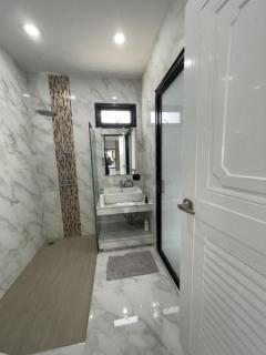 ขายบ้านเดี่ยวหรู 2 ชั้น สไตล์โมเดิร์น ใจกลางเมืองหนองคาย 81 ตร.ว. ราคาดีมากเพียง 5.9 ล้านบาท ใกล้สะพานมิตรภาพไทยลาว-202510061125131759724713577.jpg