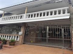 ให้เช่าทาวน์โฮม 2 ชั้น 4 ห้องนอน 2 ห้องน้ำ ซอยรัชดา 18 เฟอร์พร้อมอยู่มีเฟอร์นิเจอร์และเครื่องใช้ไฟฟ้า ให้เช่าทาวน์โฮม-2-ชั้น-4-ห้องนอน-2-ห้อง