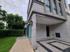 P1257 ขายบ้านแฝด 3 ชั้น โครงการ The Sonne เดอะ ซอนเน่  ศรีนครินทร์-บางนา เฉลิมพระเกีรติ ร.9 ซอย28 ** แปลงมุม  P1257-ขายบ้านแฝด-3-ชั้น-โครงการ-The-Sonne-เดอะ-ซ