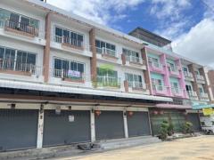 ขายอาคารพาณิชย์ 3.5 ชั้น ซอยสะแกงาม43 พระราม2 เนื้อที่ 17 ตร.ว ทำเลดี ใกล้ทางด่วน เหมาะอยู่อาศัย ประกอบธุรกิจ สำนักงานออฟฟิต โกดัง คลังสินค้า