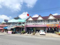 ทาวน์เฮ้าส์ ถนนทางหลวงชนบท 3053 ต.หัวรอ พระนครศรีอยุธยา