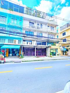 ให้เช่าอาคารพาณิชย์ 3.5 ชั้น 2 คูหา 45 ตร.วา  750 ตร.ม. Terminal21 2.1กม.  ห้างกรีนเพลส 400ม. 