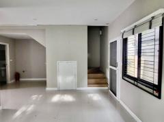 ขายทาวน์เฮาส์ 3 ชั้น Patio วัชรพล-รามอินทรา - 31 ตร.ว *หลังริม ใกล้เพลินนารีมอลล์*-202510070917561759803476662.jpg