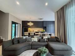 บ้านเดี่ยวสุดหรู 3 ชั้น THE HONOR YOTHINPATTANA  ดีไซน์โมเดิร์น พร้อมสระว่ายน้ำและลิฟต์ส่วนตัว ไลน์ไอดี ✅ @ibx7531n-202510071211151759813875285.jpg