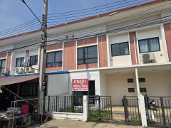 ลดราคา ขายด่วน ทาวน์เฮ้าส์ 2 ชั้นหมู่บ้านเจเอสพีซิตี้(Jtown1)รังสิต คลอง1 