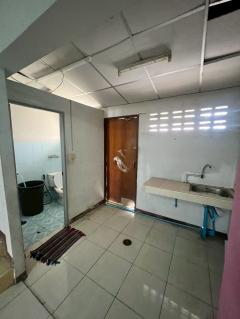 ขาย/ให้เช่า อาคารพาณิชย์ 4 ชั้น 2 คูหา พร้อมชั้นลอย ทำเลธุรกิจ คลองสี่ รังสิต-202510071350391759819839635.jpg