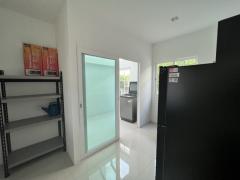 ให้เช่าบ้านแฝด 2 ชั้น หมู่บ้านโกลเด้น นีโอ สาทร พร้อมเฟอร์นิเจอร์ครบ ไลน์ไอดี ✅ @ibx7531n-202510071835451759836945287.jpg