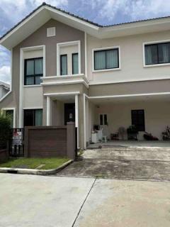 ขายบ้านเดี่ยว หมู่บ้าน ลัดดารมย์ วงแหวน - รามอินทรา ถูกมาก