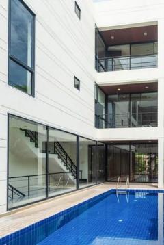 ให้เช่าบ้านพูลวิลล่า 4 ชั้น 750 ตร.ม. ใจกลางเมือง ย่านอารีย์ พญาไท ใกล้ BTS อารีย์