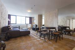 Rent  Condo 2  Beds 1 Bath at BTS Ratchadamri , Pathumwan Bangkok