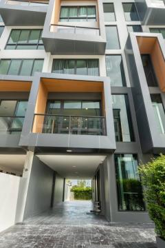 NTG188  ให้เช่า โฮมออฟฟิศ เจดับบลิว พาร์ค กรุงเทพกรีฑา ขนาด 5 ชั้น พร้อมลิฟต์ ส่วนตัว