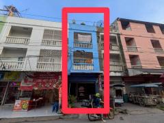 ขายอาคารพาณิชย์ 3.5 ชั้น ใกล้นิคมอุตสาหกรรม ดับบลิวเอชเอ (นิคมนิคมเหมราช) สระบุรี เนื้อที่ 19 ตรว  ต. หนองปลาหมอ อ. หนองแค จ. สระบุรี