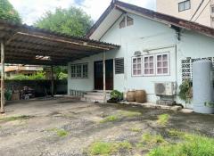 ขายอาคารพาณิชย์ 6 Unit และบ้านชั้นเดียว 1 หลัง เนื้อที่ 149 ตร.ว. ซอยสุขุมวิท 4-202510090934361759977276249.jpg